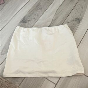 Edikted Cream Mini Skirt